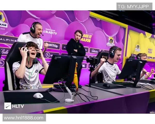 CS冬季大型锦标赛:NAVI队员bt分享新人经验 CS冬季大型锦标赛:NAVI队员bt分享新人经验